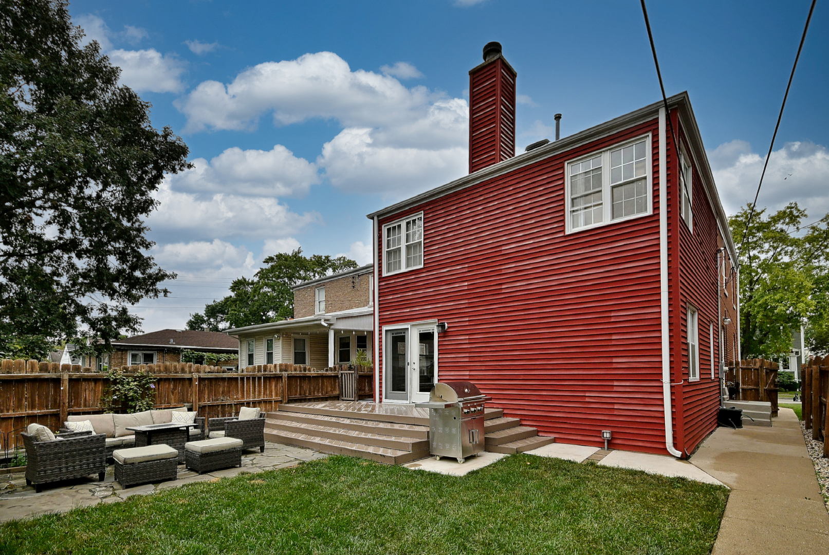 2216 N 76th Court Property Photo 46