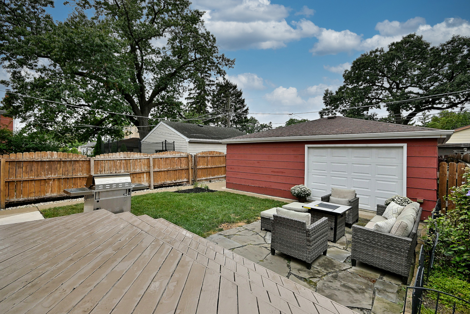 2216 N 76th Court Property Photo 49