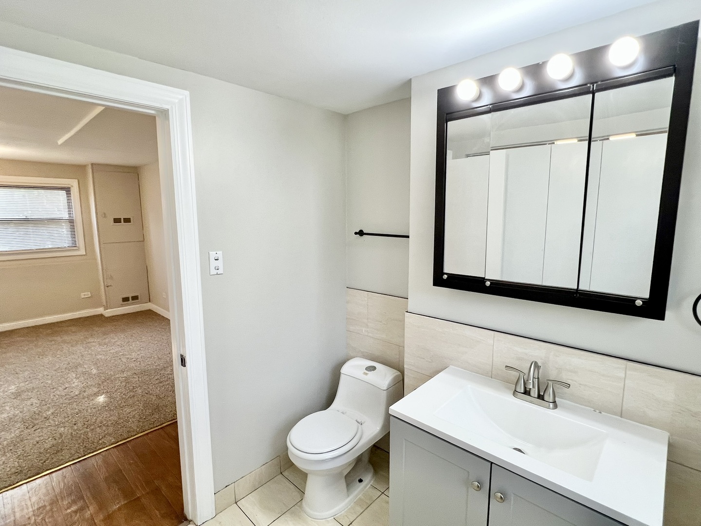 17007 Elm Drive Property Photo 5