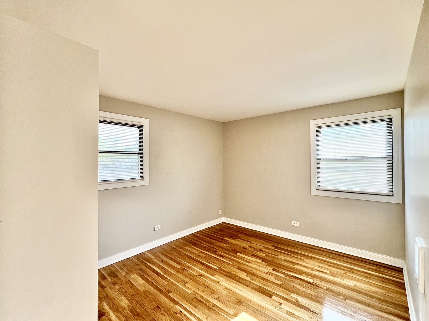 17007 Elm Drive Property Photo 6