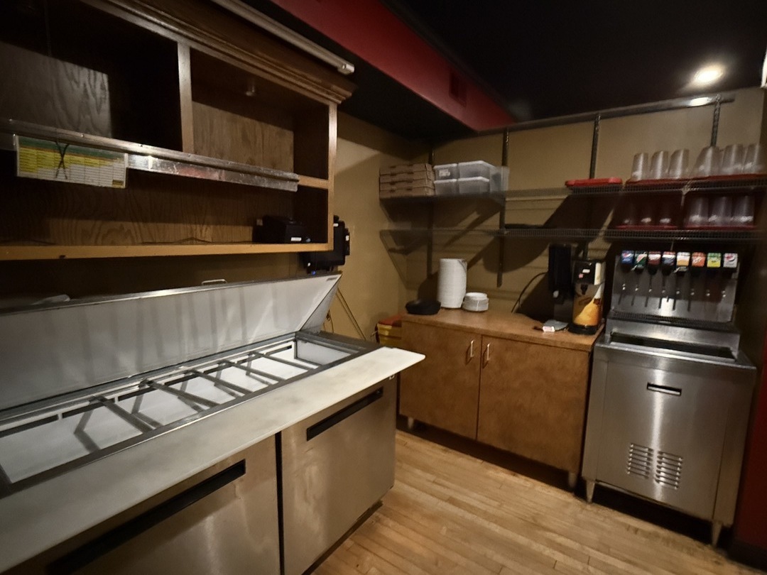801 6th Street Property Photo 17