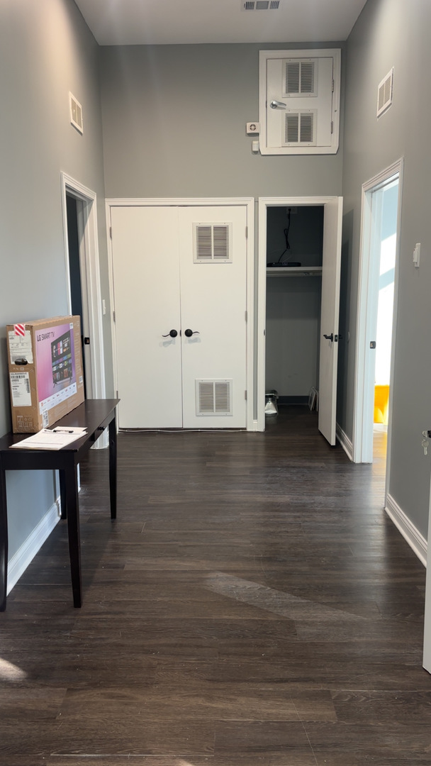 7830 S Ashland Avenue C Property Photo 4