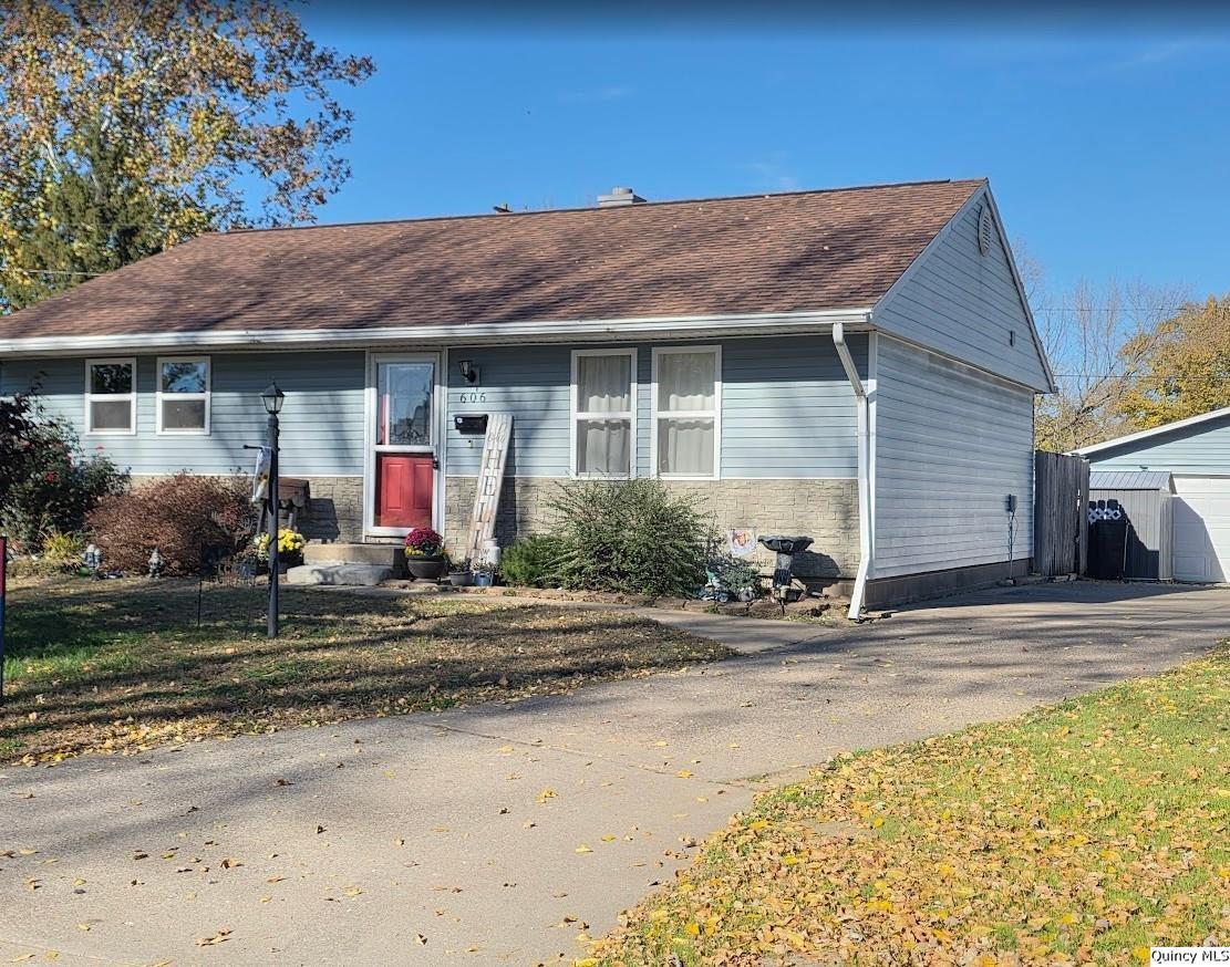 606 Meadow Circle Property Photo 1