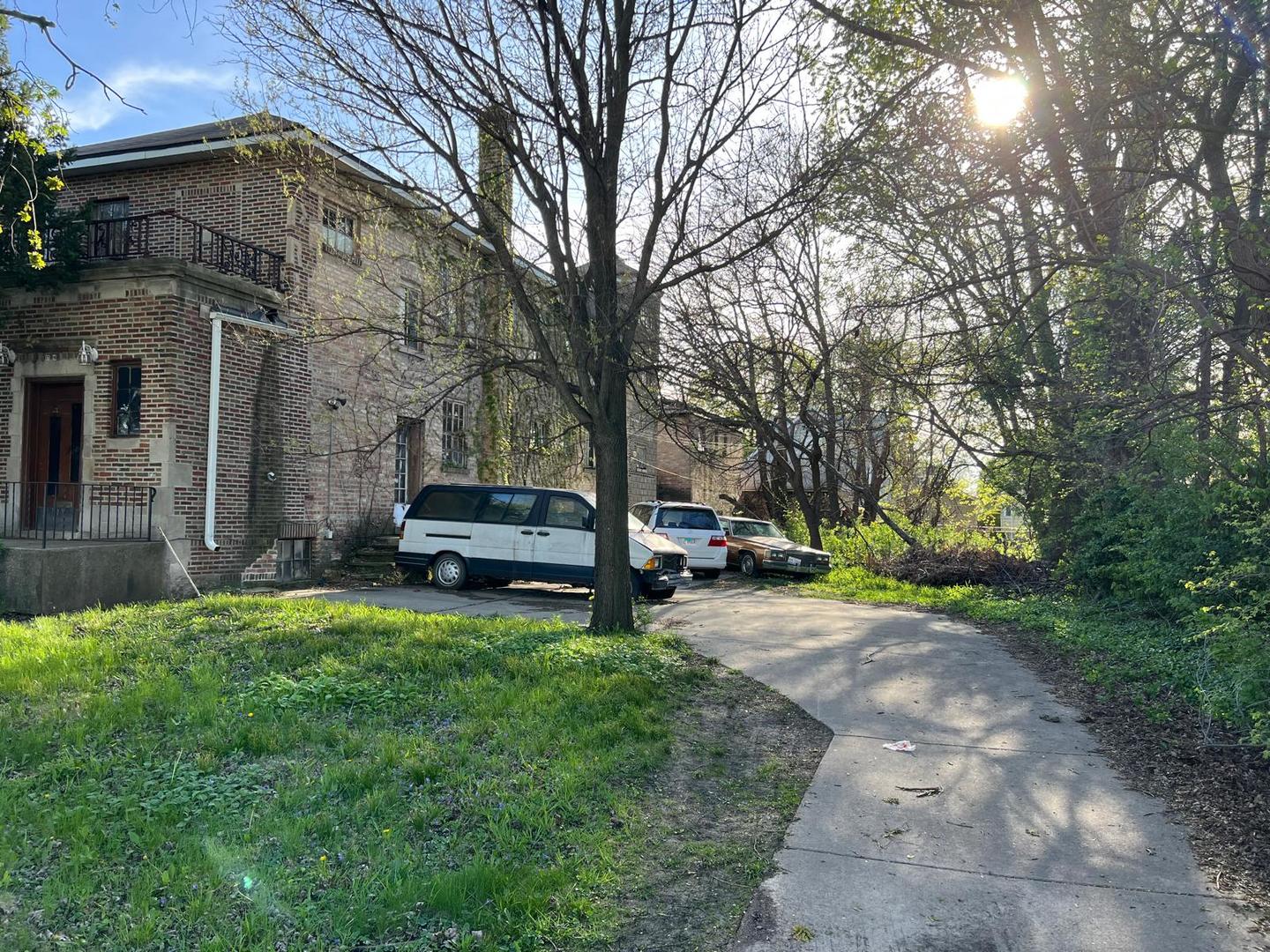 1718 S 6th Avenue Property Photo 2