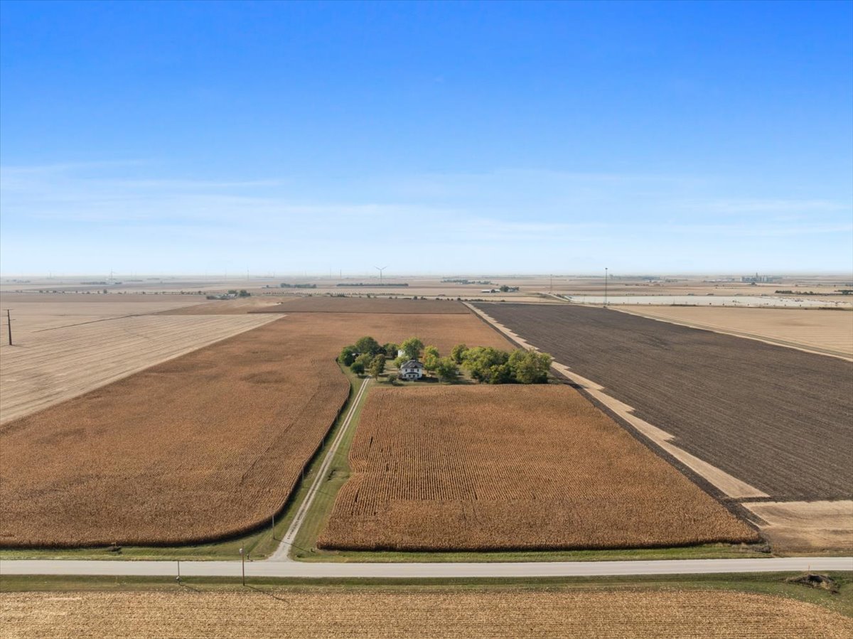 29758 N 2850 East Road Property Photo 5