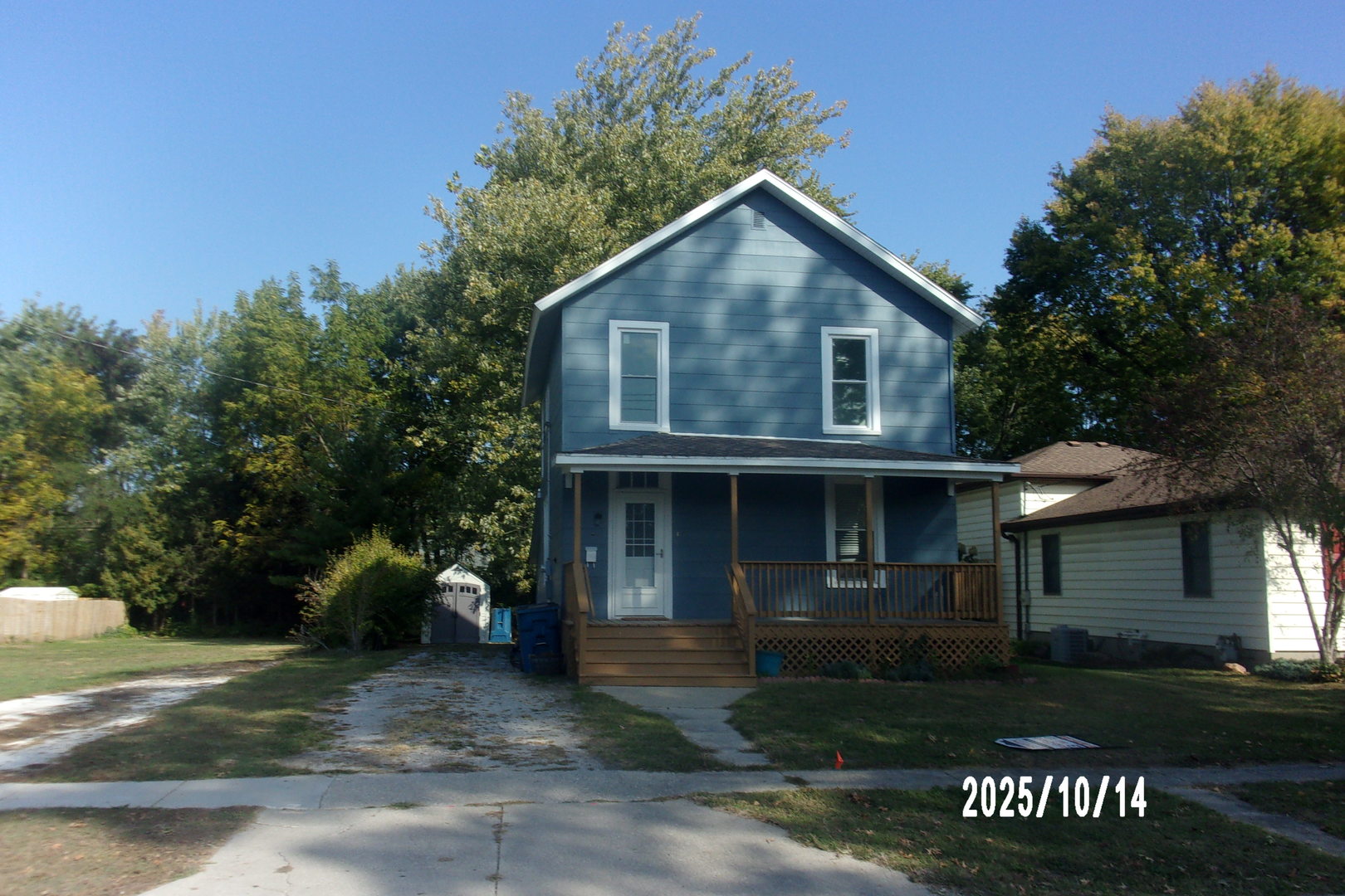 466 E Cherry Street Property Photo 2