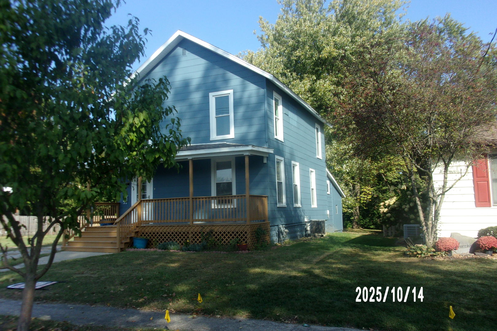 466 E Cherry Street Property Photo 3
