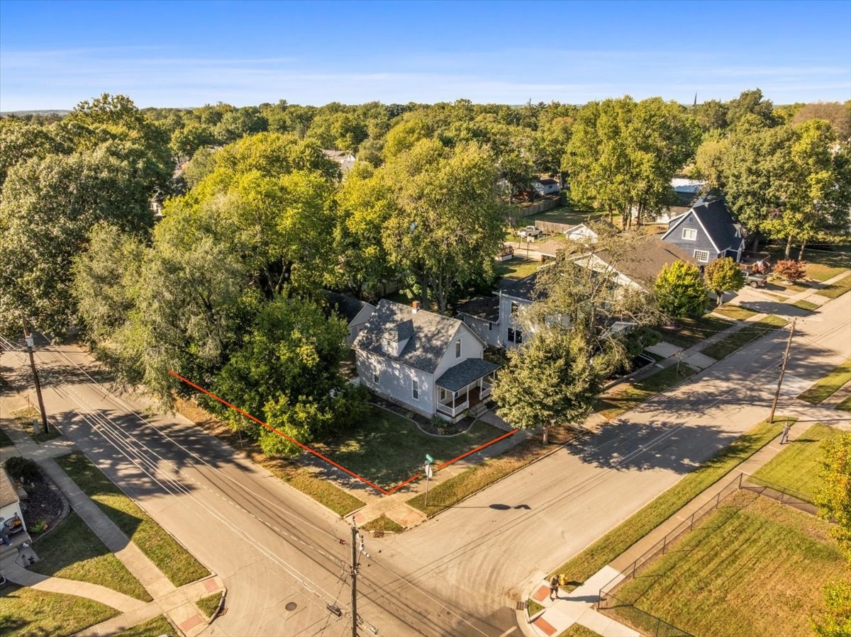 1219 Koch Street Property Photo 2