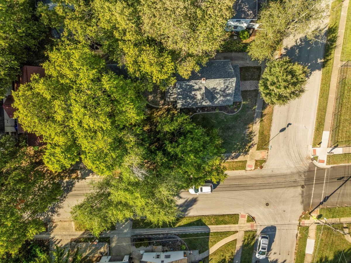 1219 Koch Street Property Photo 3