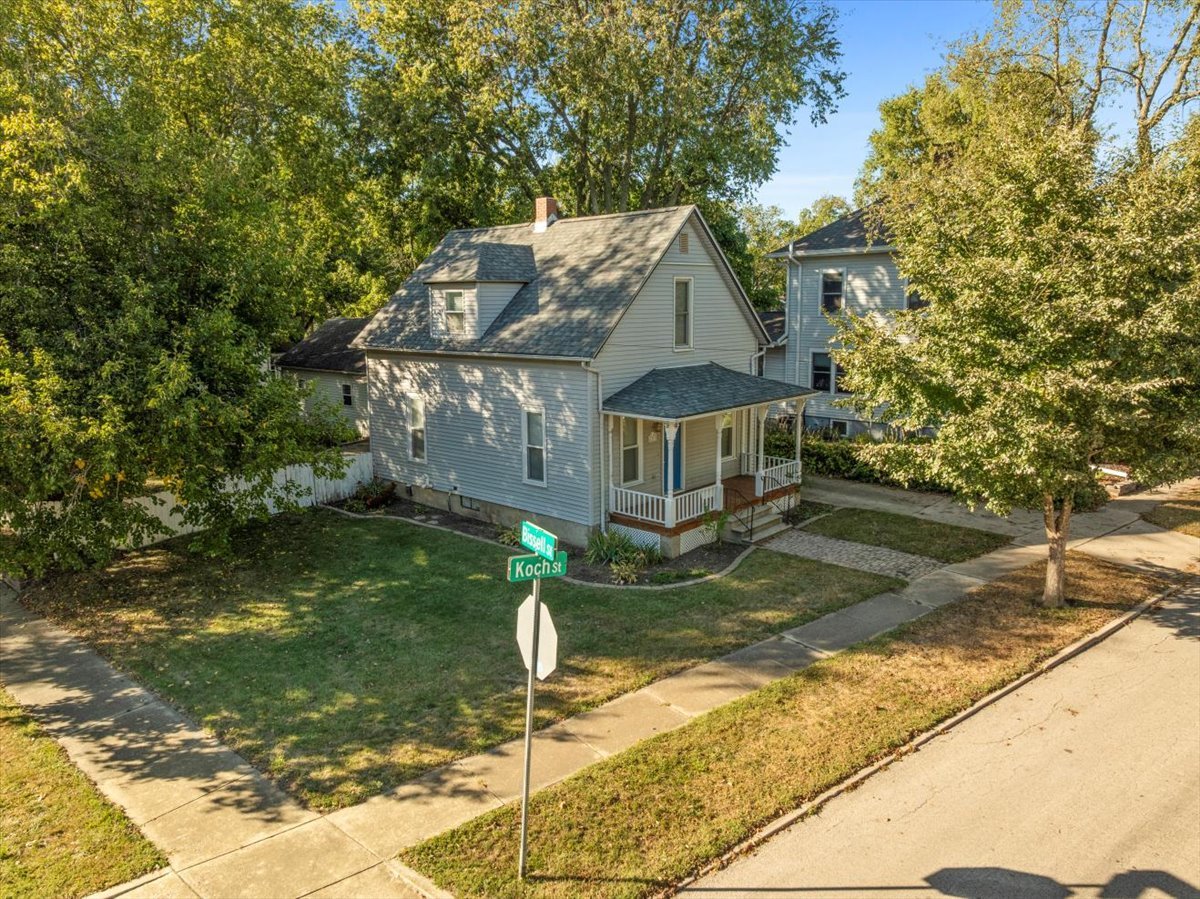 1219 Koch Street Property Photo 4