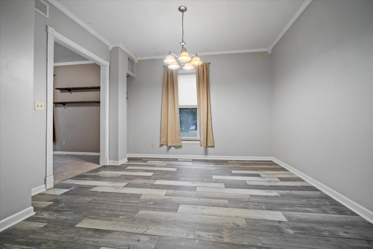 1219 Koch Street Property Photo 9