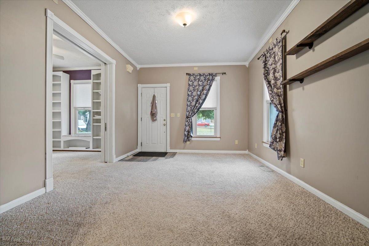 1219 Koch Street Property Photo 15