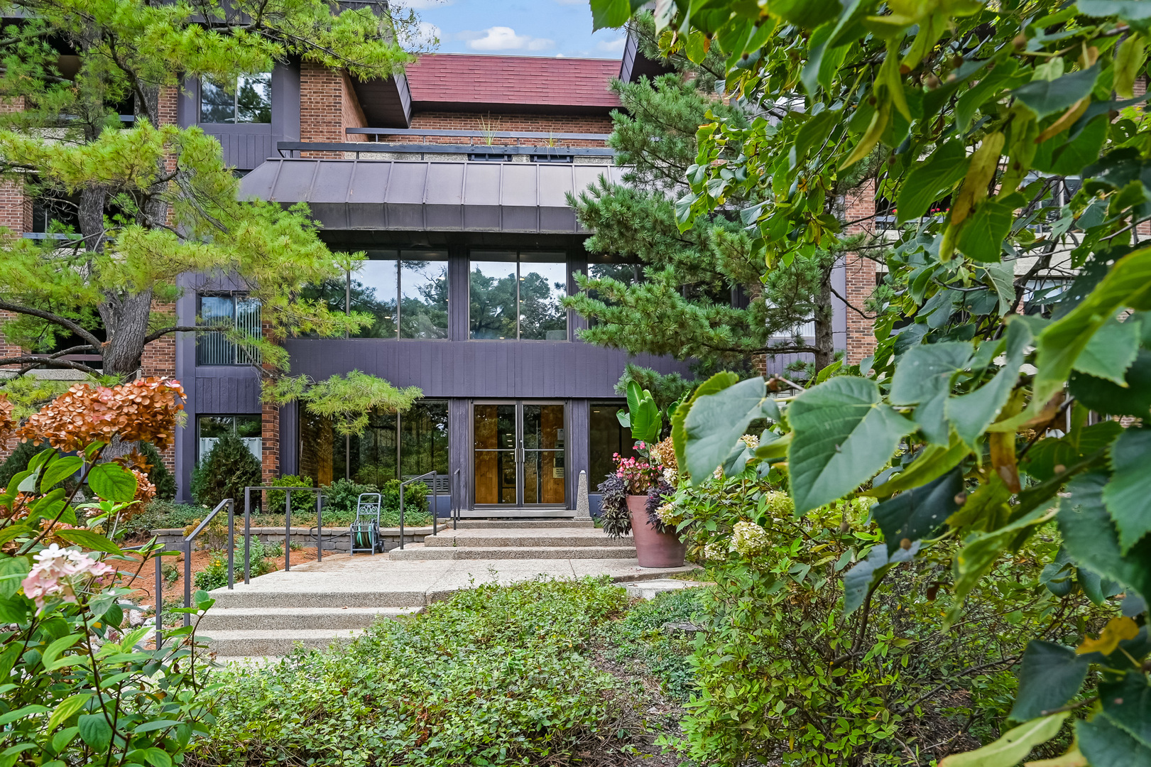 1409 Burr Oak Road 111A Property Photo 1