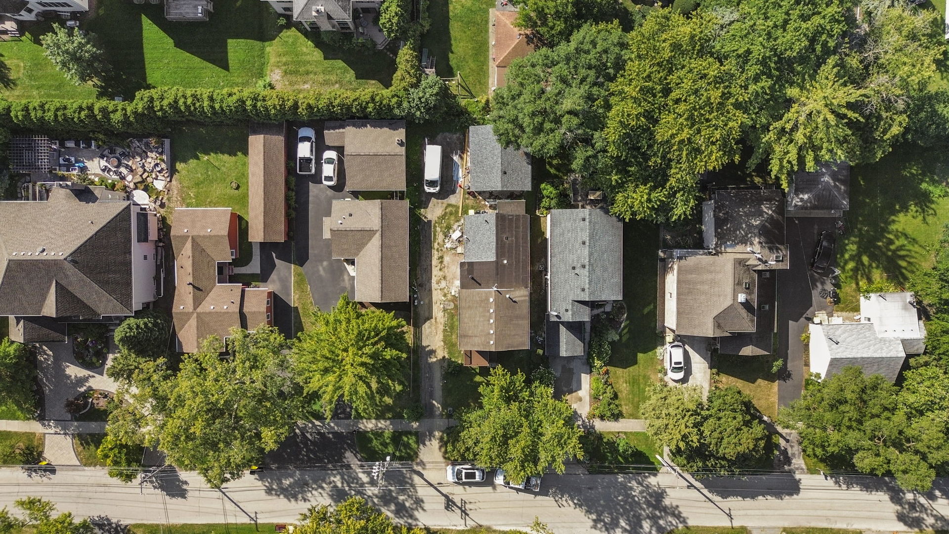 19 E 56th St Property Photo 1