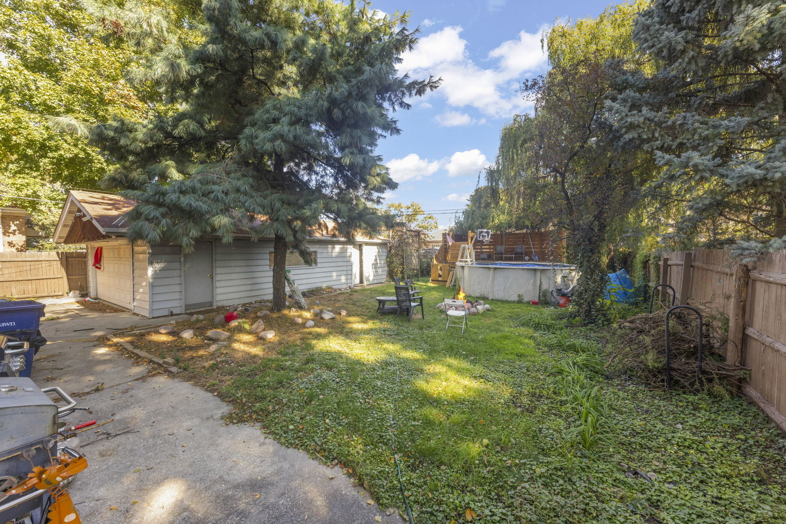 9047 S 50th Avenue Property Photo 17