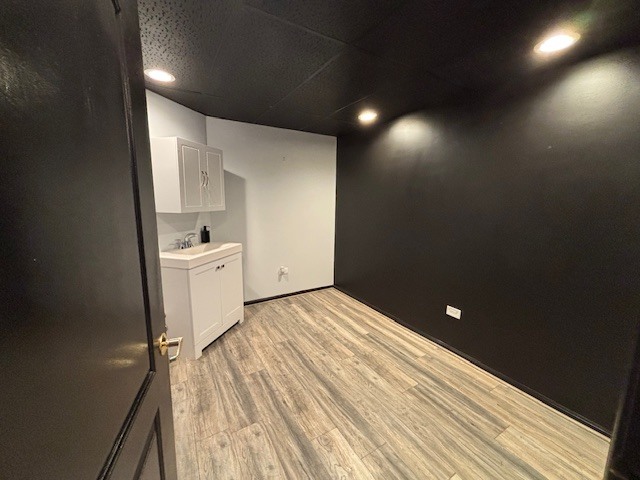 1652 W North Avenue Property Photo 11