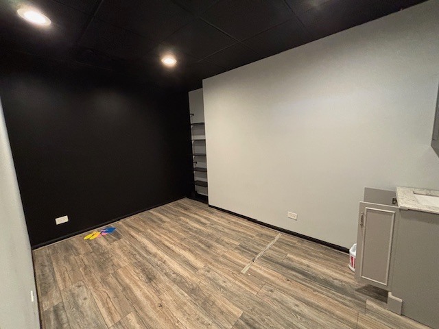 1652 W North Avenue Property Photo 13