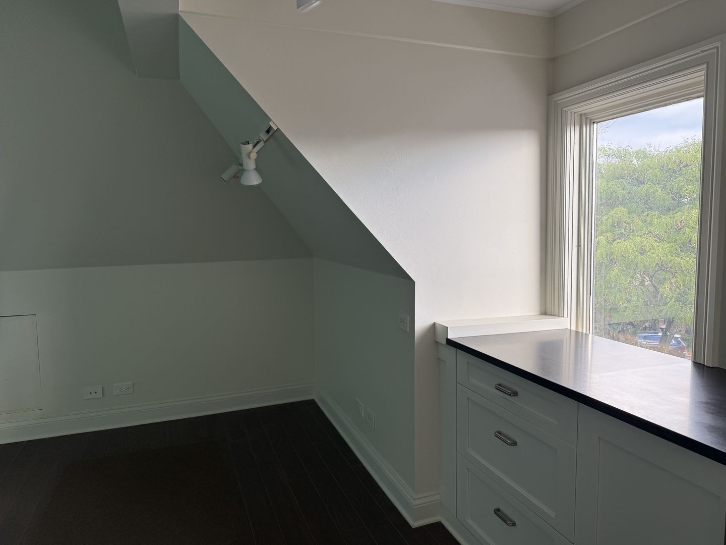 378 Park Avenue Property Photo 4