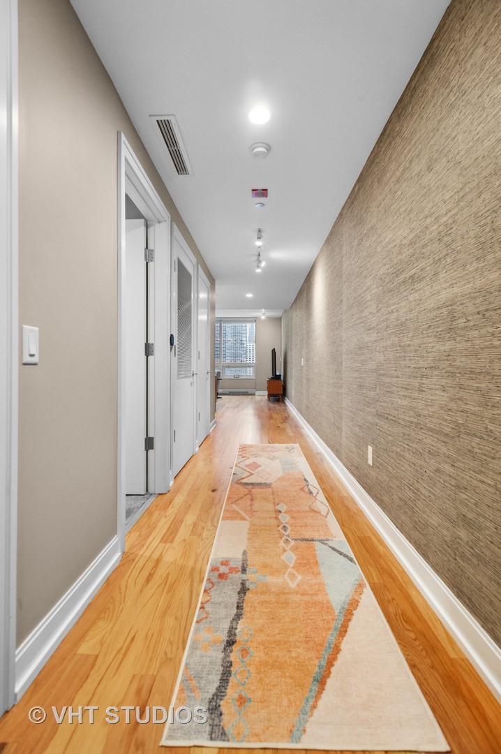 340 E Randolph Street 1506 Property Photo 9