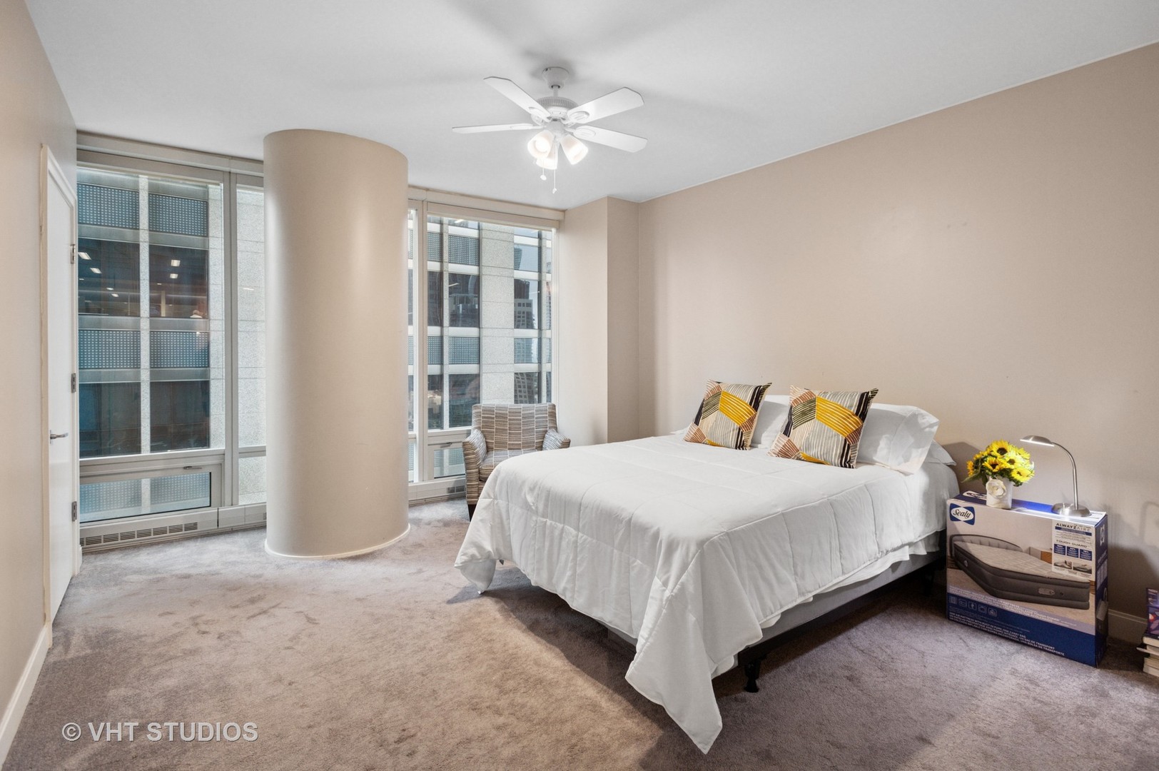 340 E Randolph Street 1506 Property Photo 10