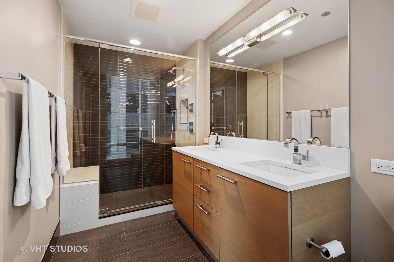 340 E Randolph Street 1506 Property Photo 11