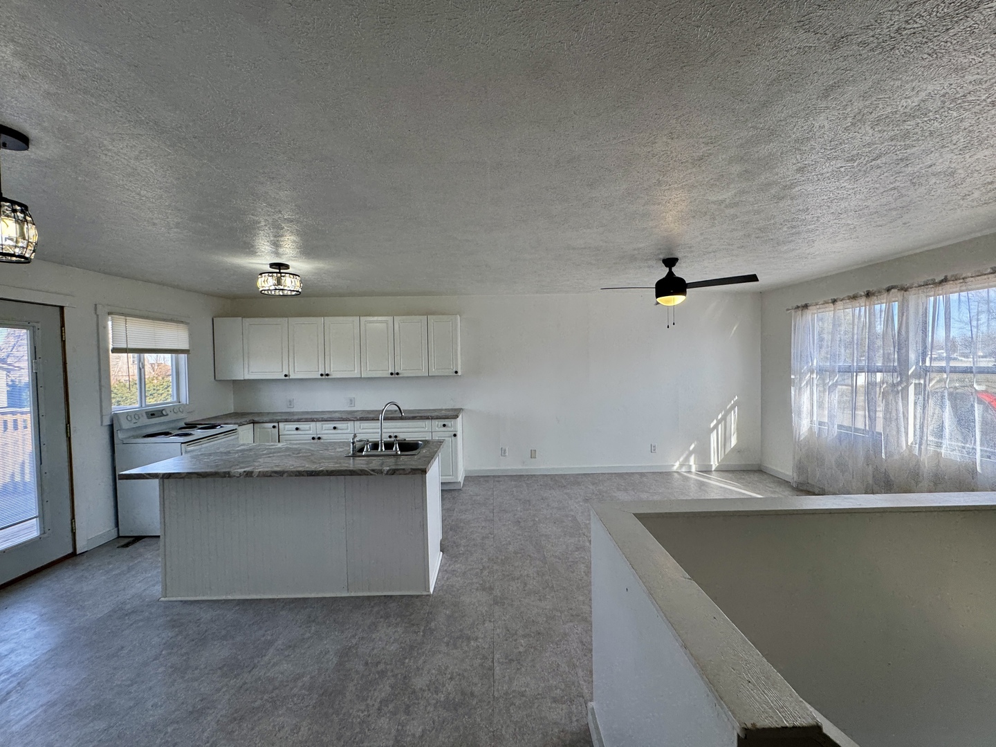510 Greencastle Drive Property Photo 2