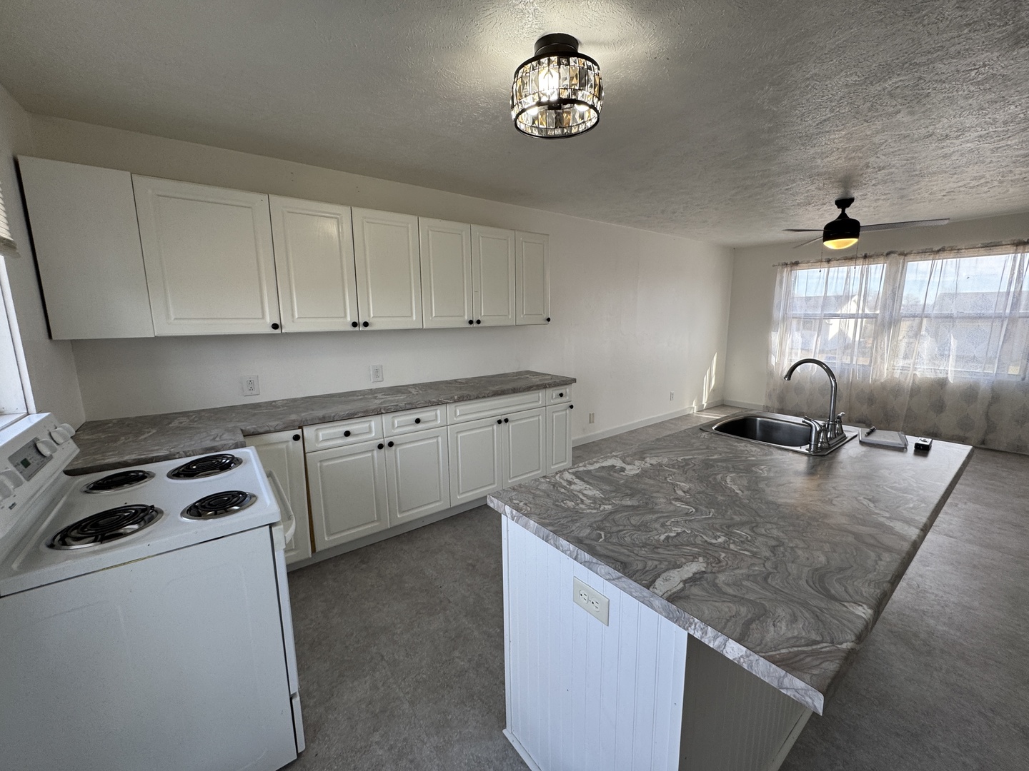 510 Greencastle Drive Property Photo 6