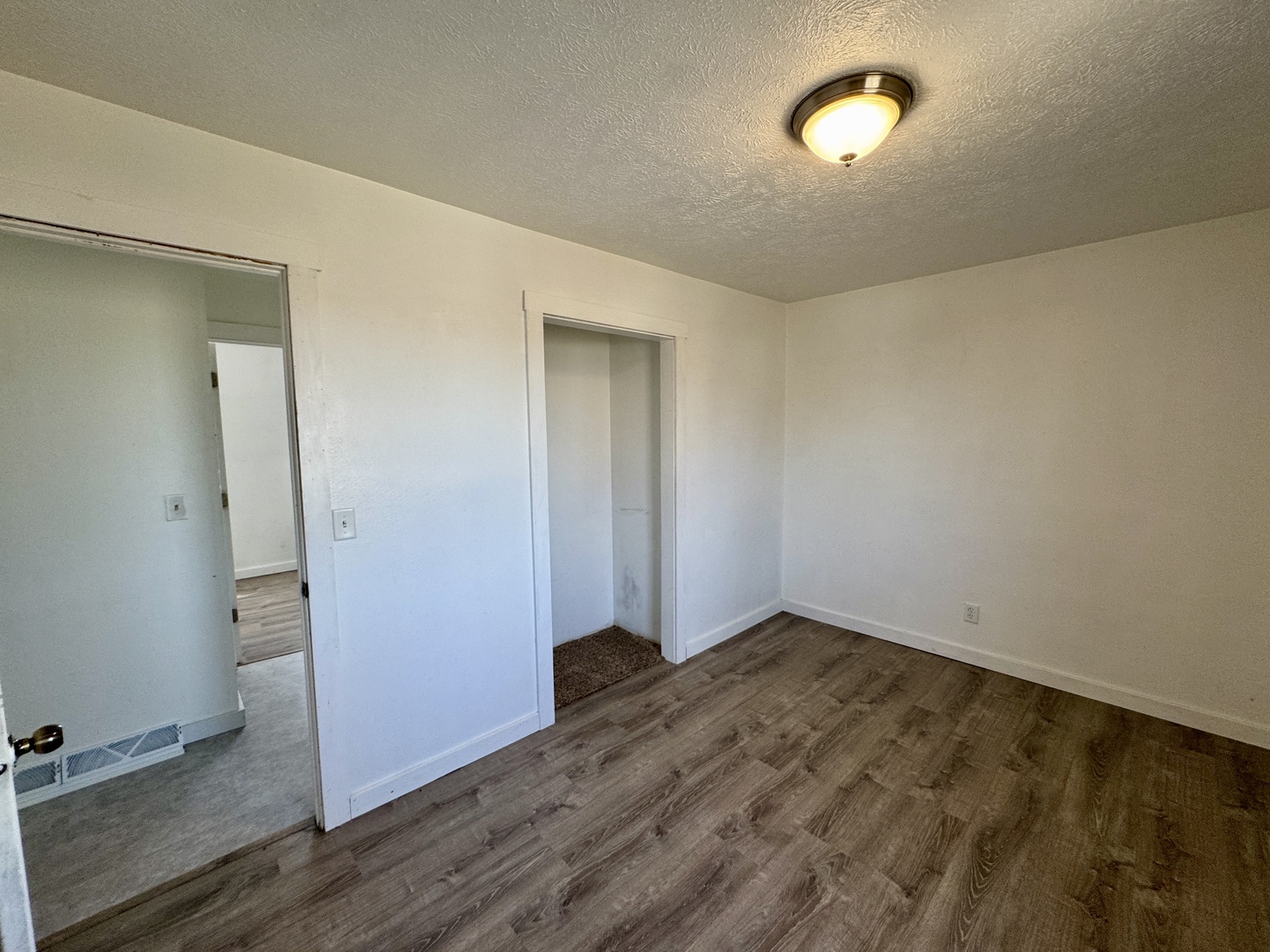 510 Greencastle Drive Property Photo 10