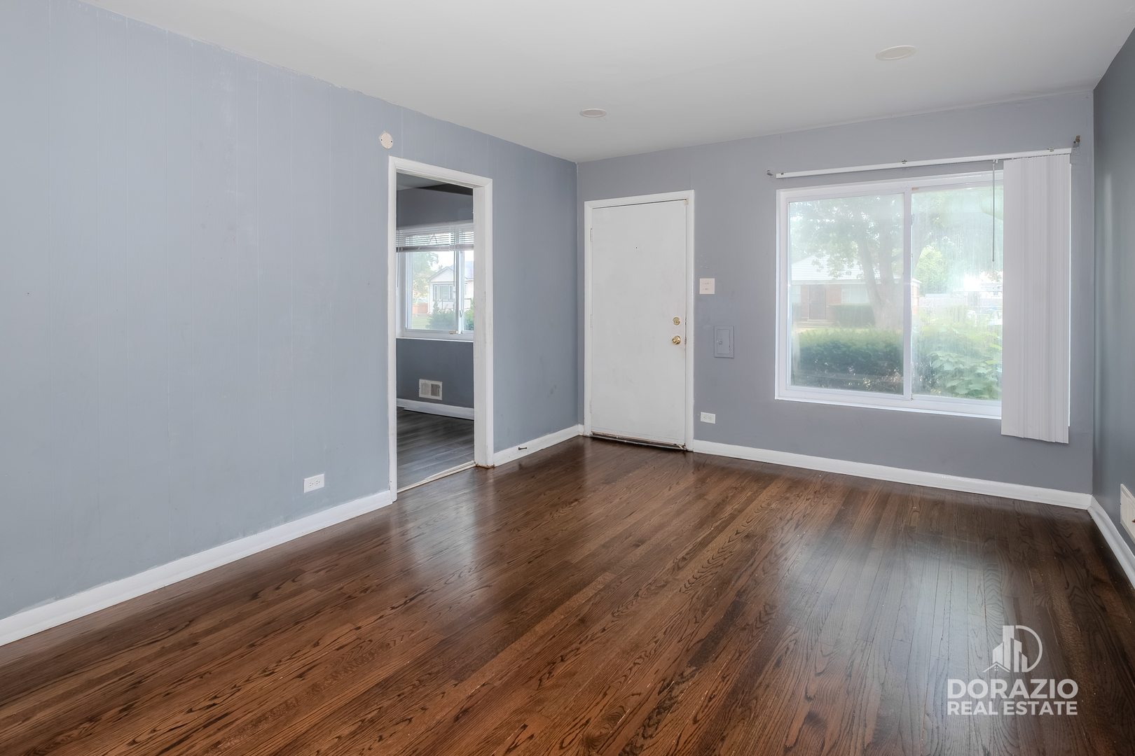 15422 Lincoln Avenue Property Photo 4