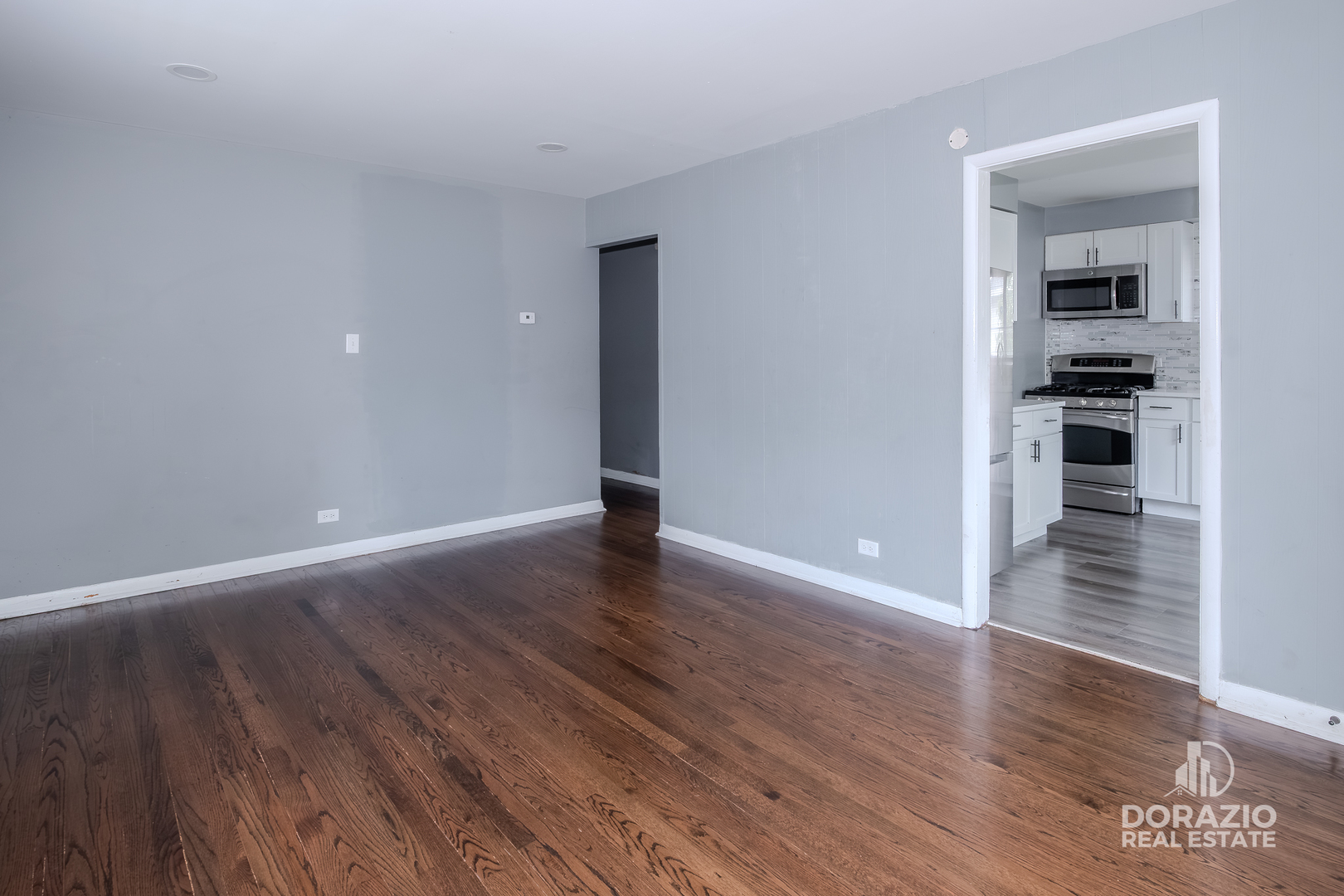 15422 Lincoln Avenue Property Photo 5