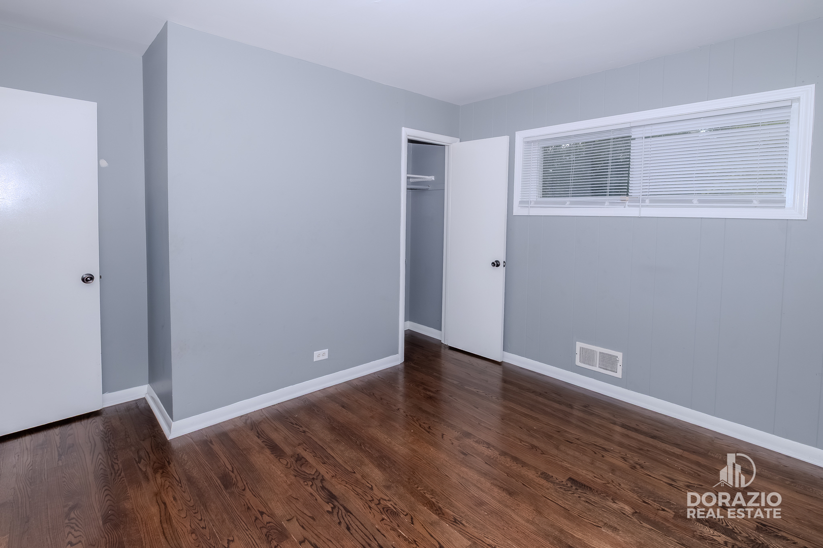 15422 Lincoln Avenue Property Photo 14