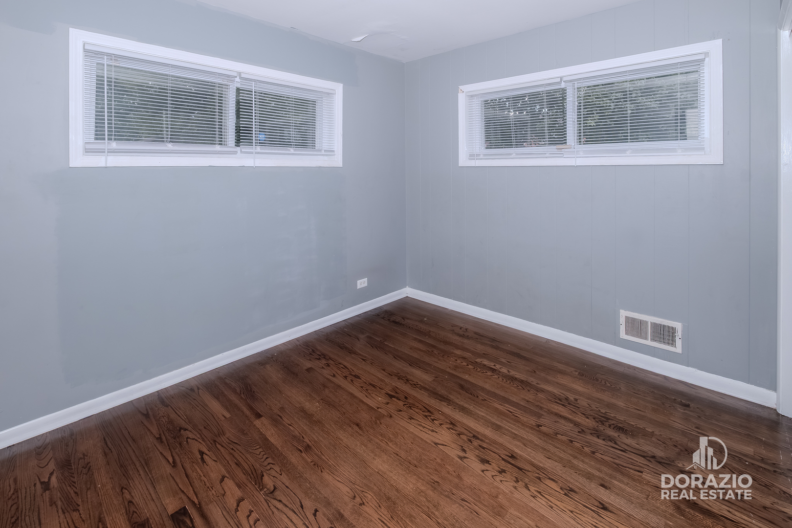 15422 Lincoln Avenue Property Photo 16