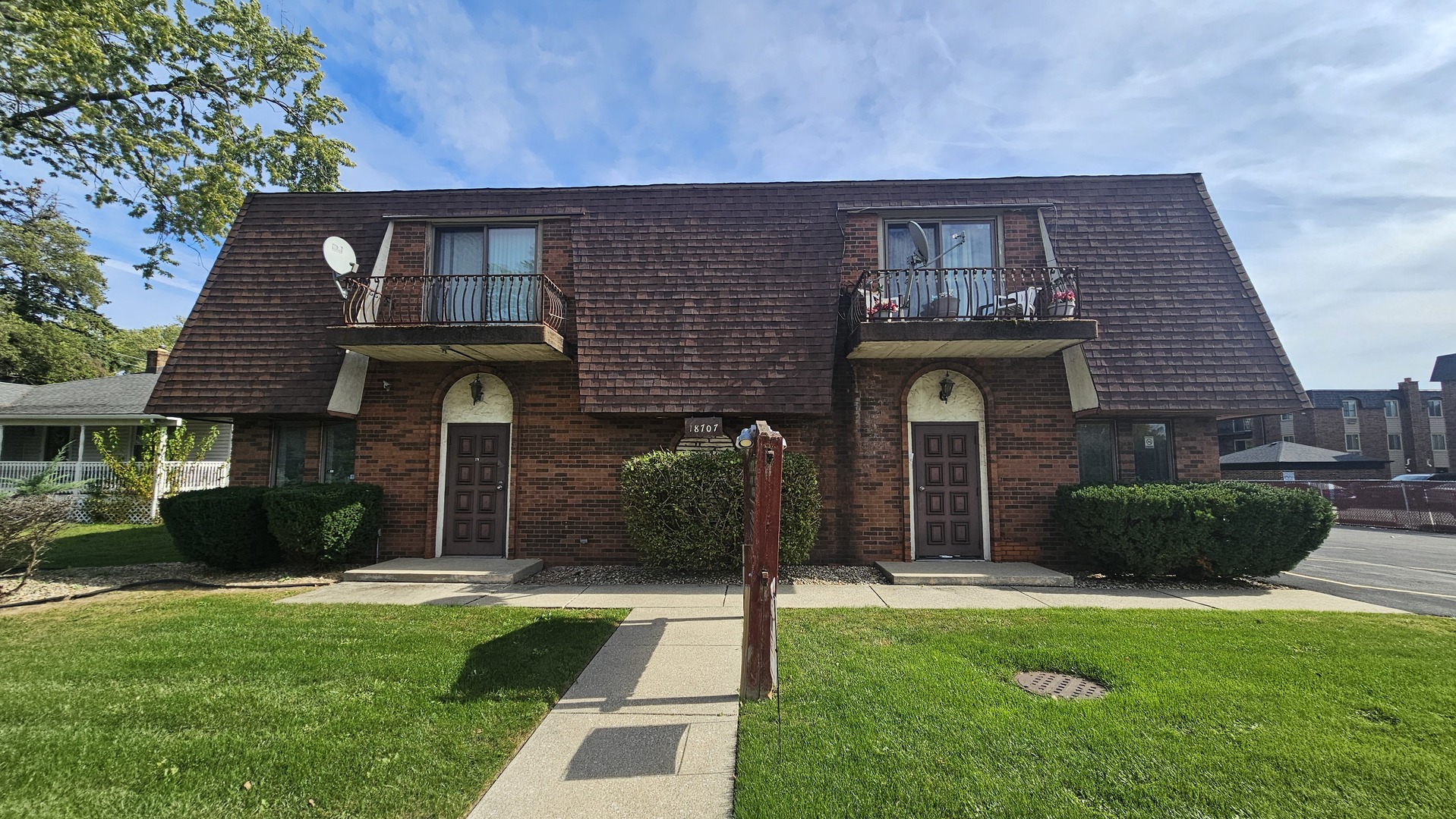 18707 Burnham Avenue Property Photo 1