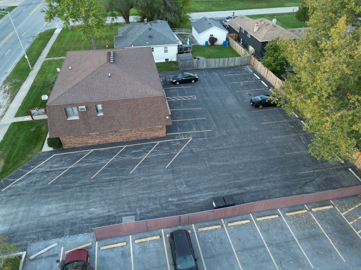 18707 Burnham Avenue Property Photo 3