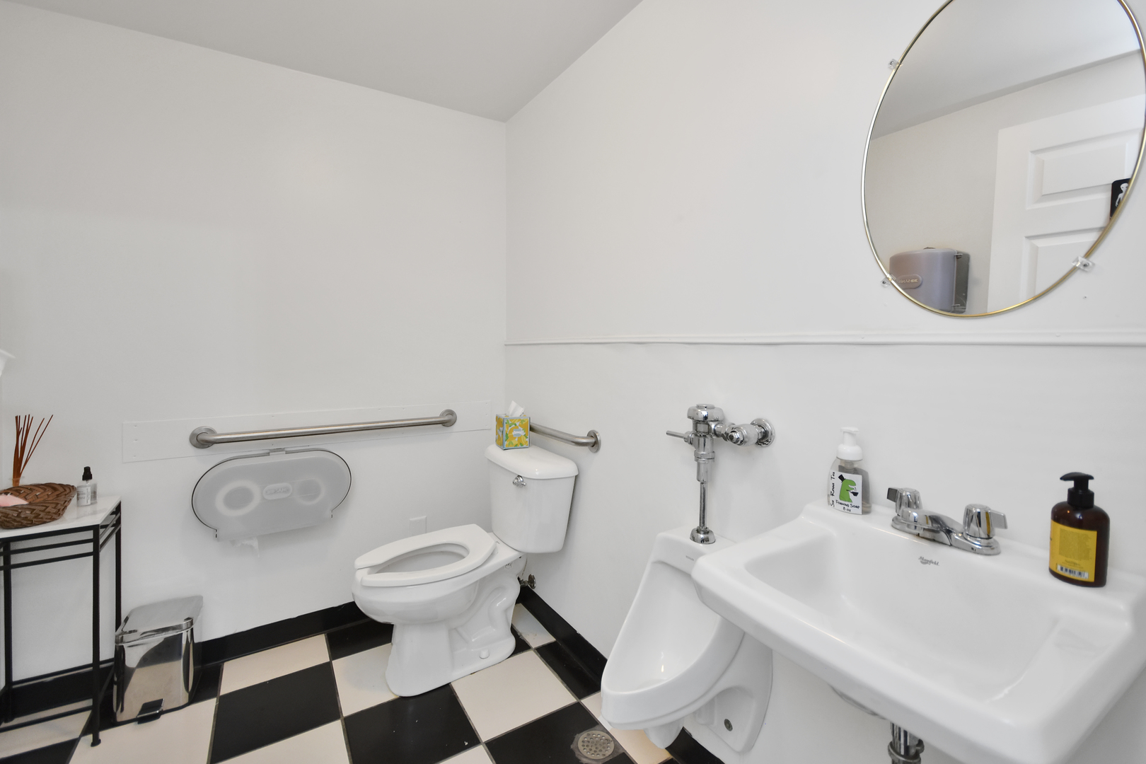 113 N Kickapoo Street Property Photo 30