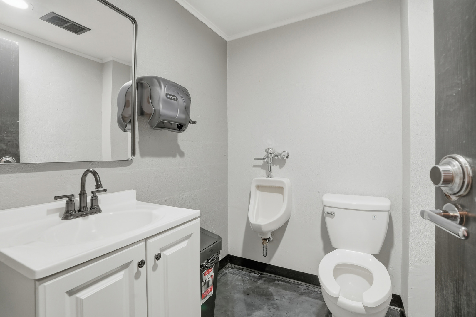 1702 S Dixie Highway Property Photo 33