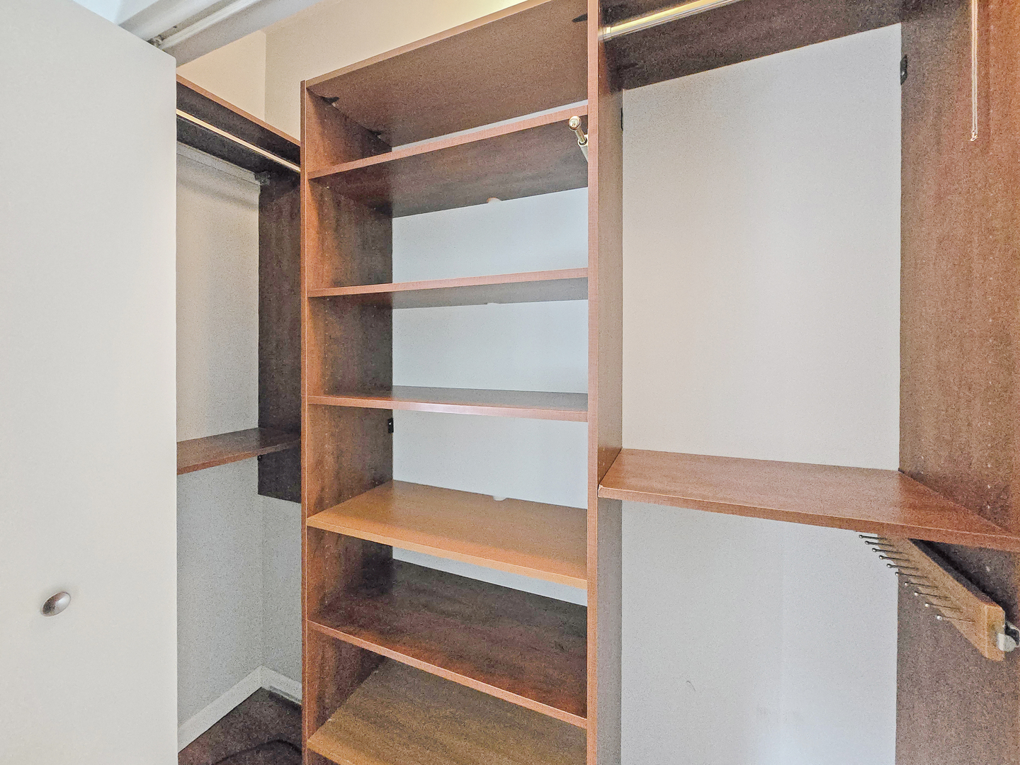 2415 W 32nd Place Property Photo 19