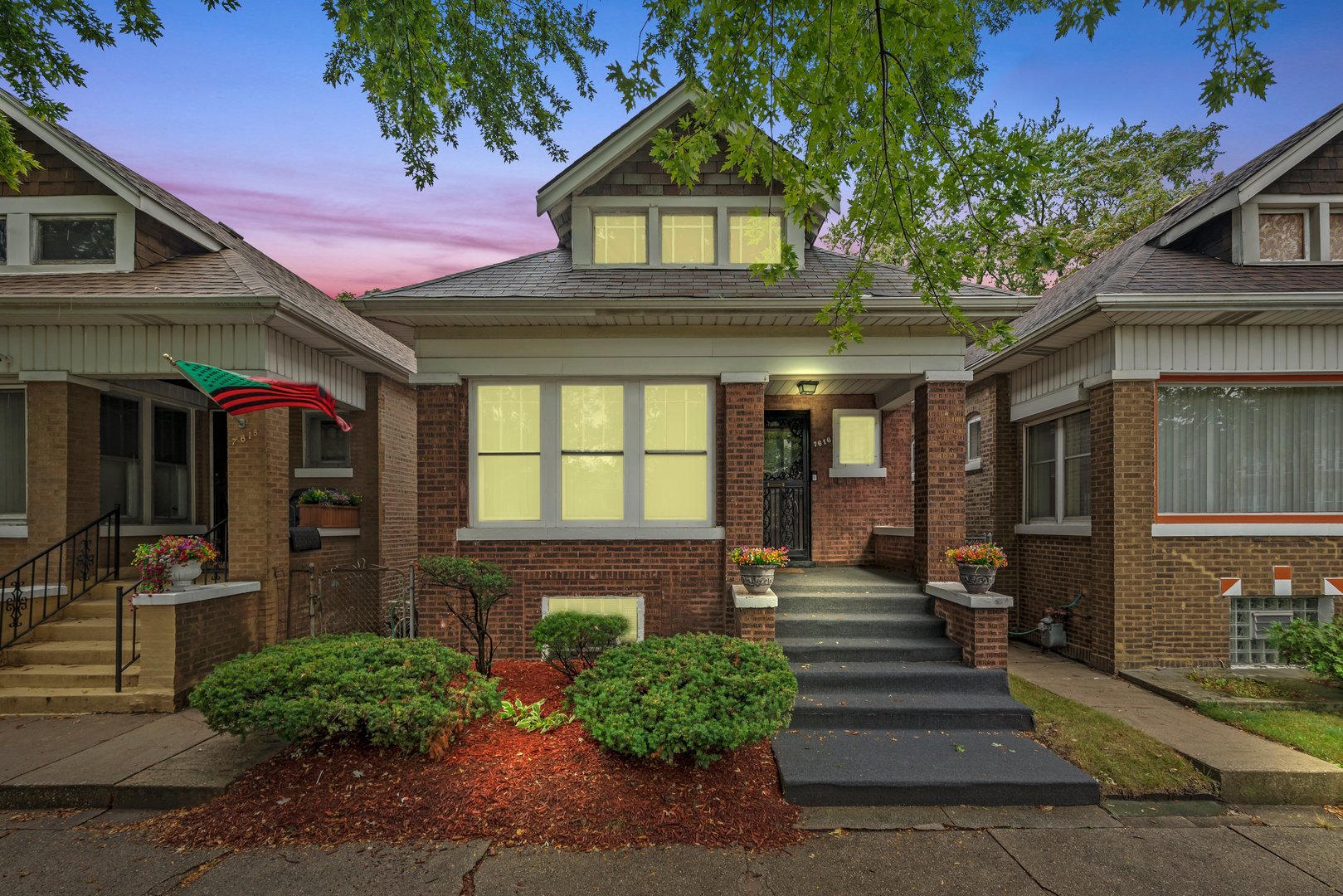 7616 S Calumet Avenue Property Photo 1