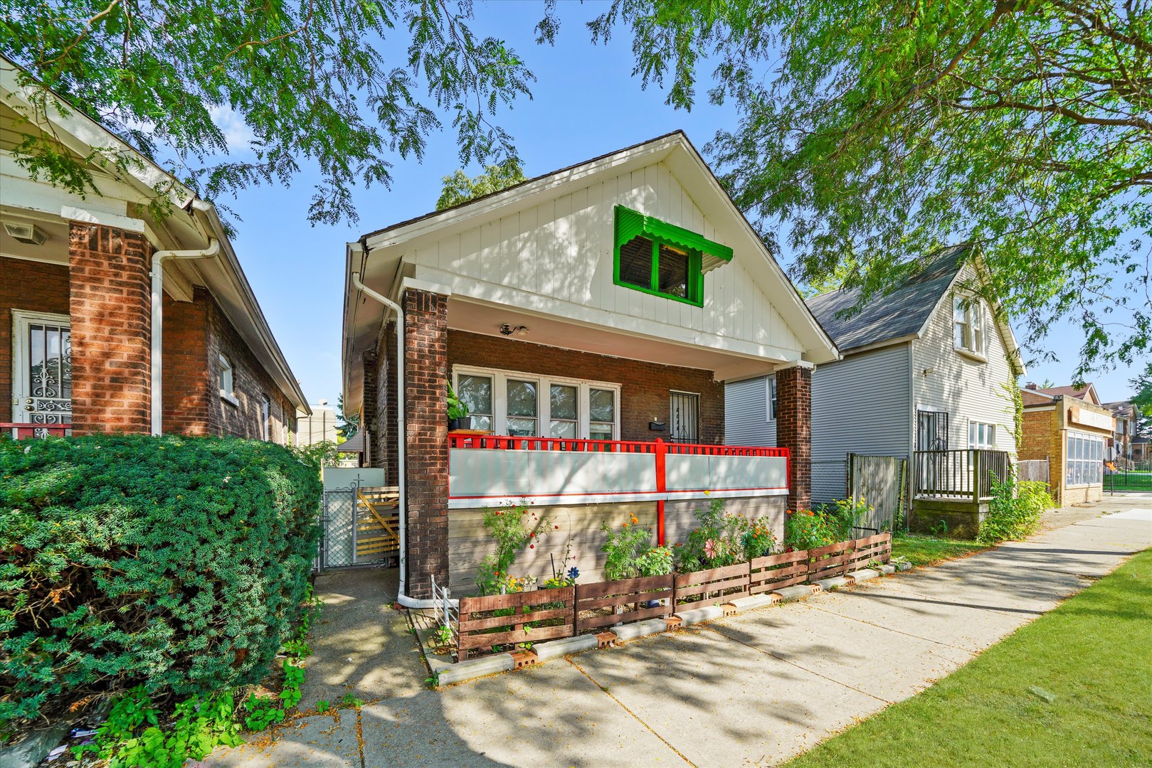 2016 E 93rd Street Property Photo 2