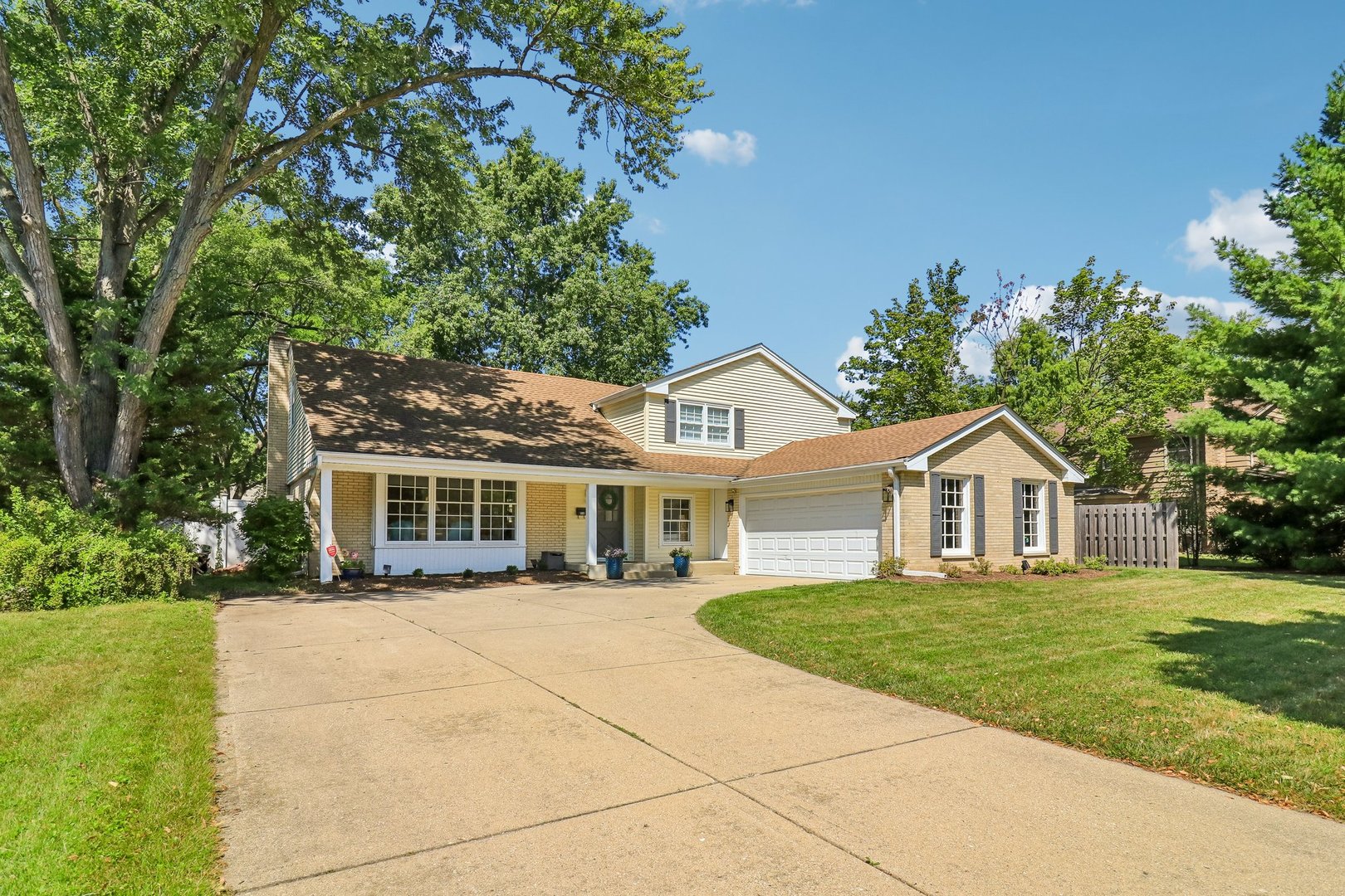 938 N Marsha Drive Property Photo 1