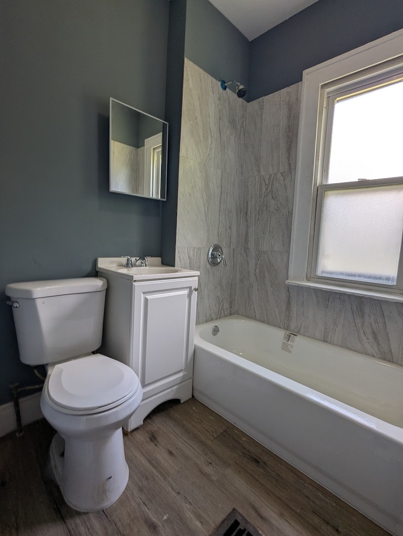 1309 W 110th Place Property Photo 2