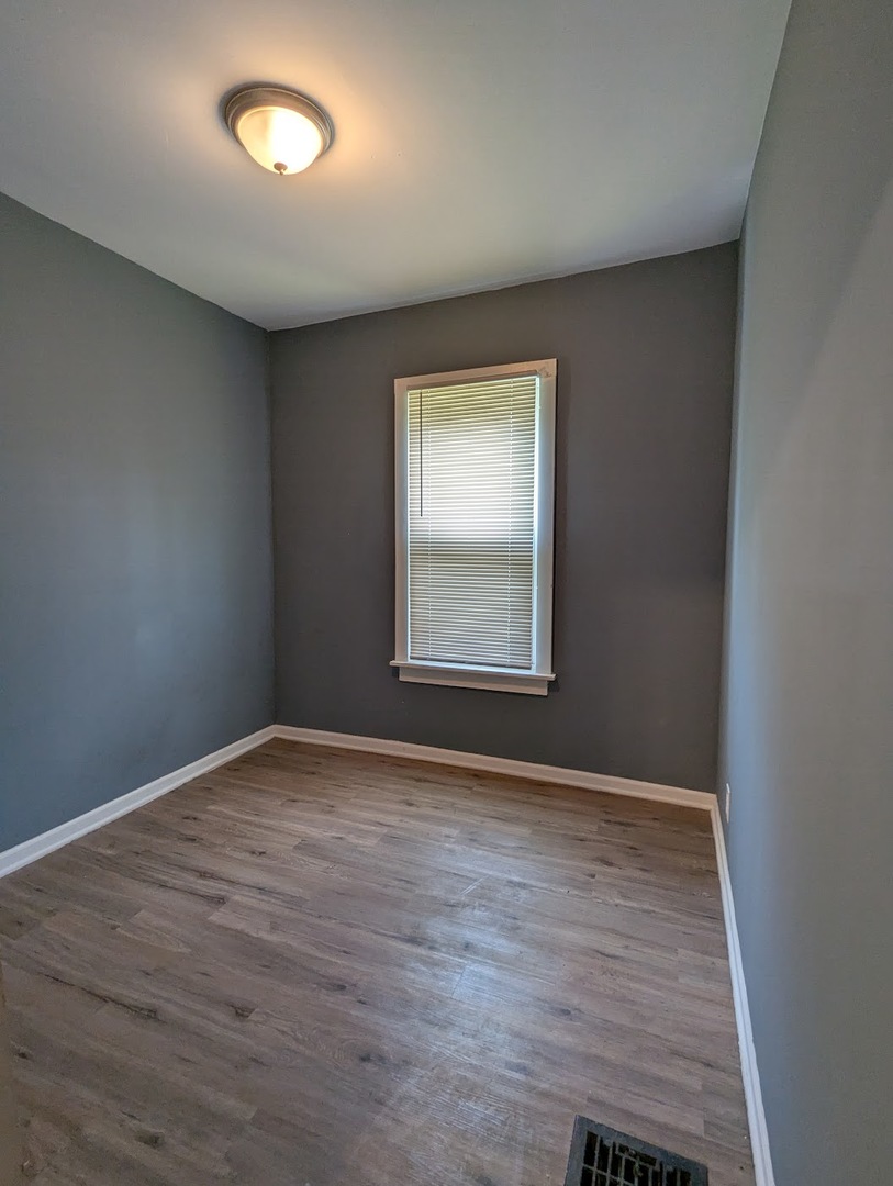 1309 W 110th Place Property Photo 12
