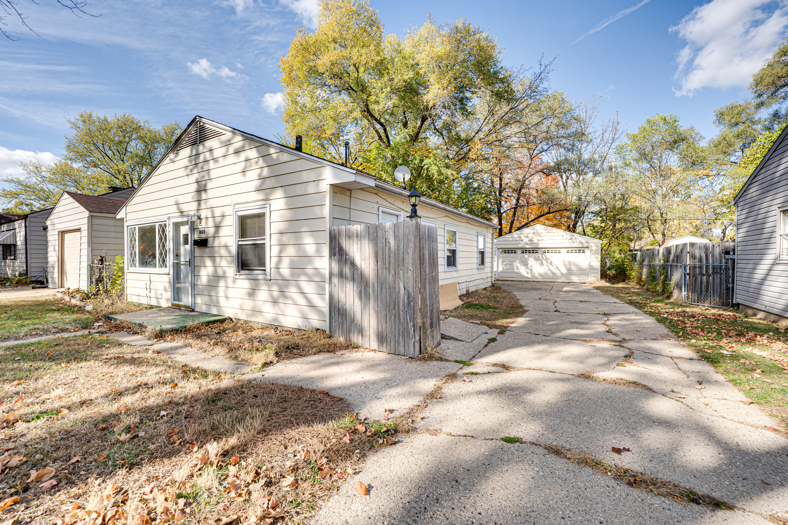 1823 Overdene Avenue Property Photo 3