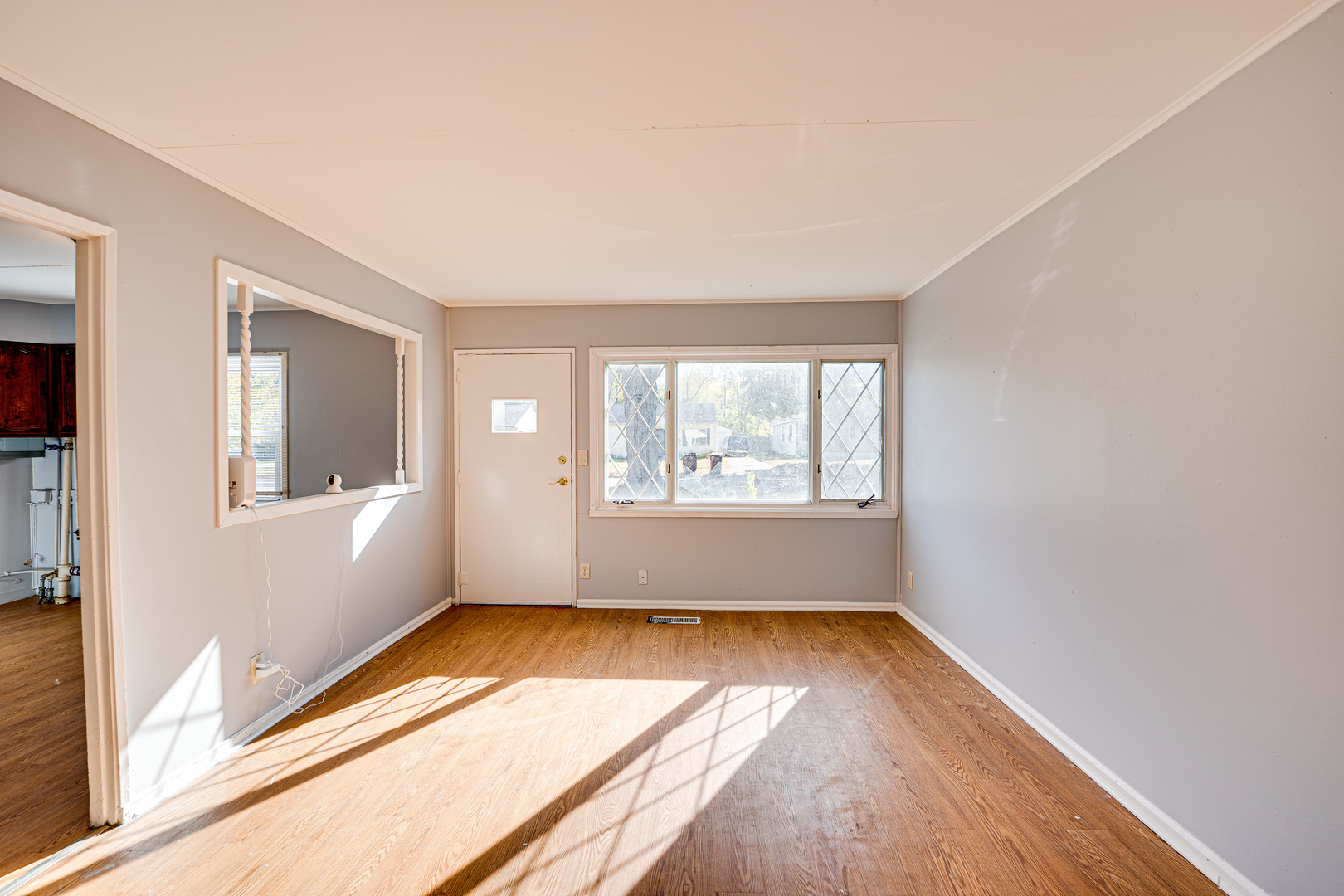 1823 Overdene Avenue Property Photo 6