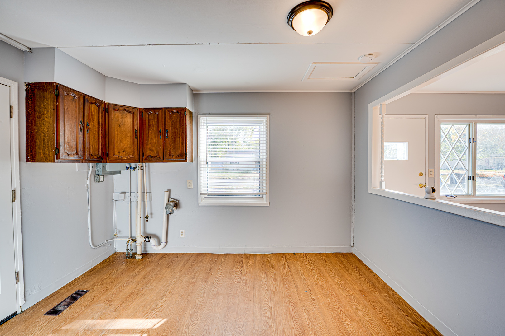 1823 Overdene Avenue Property Photo 8