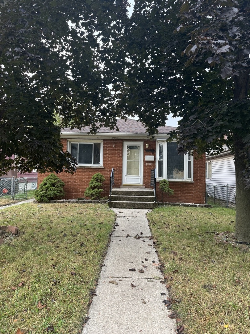 14042 S Saginaw Avenue Property Photo 1