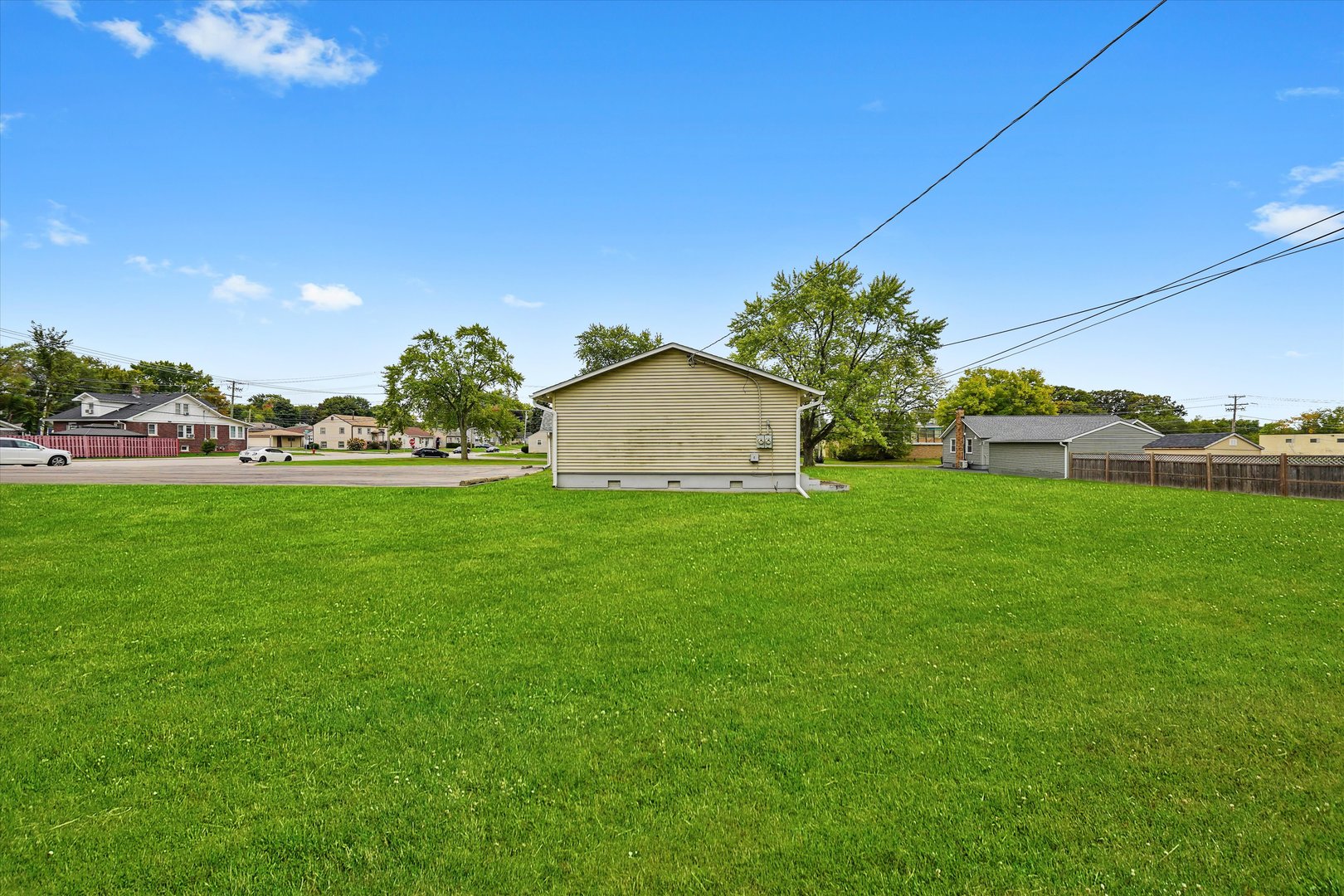 412 Hankes Avenue Property Photo 44