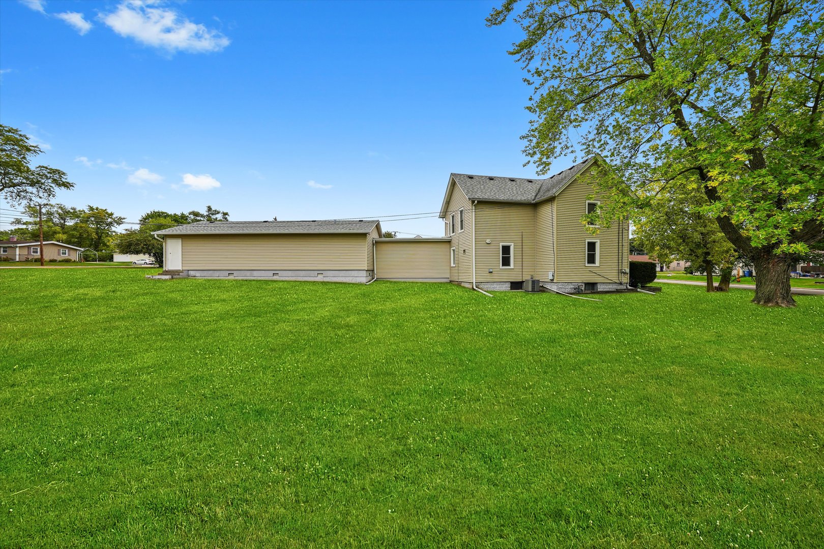 412 Hankes Avenue Property Photo 46