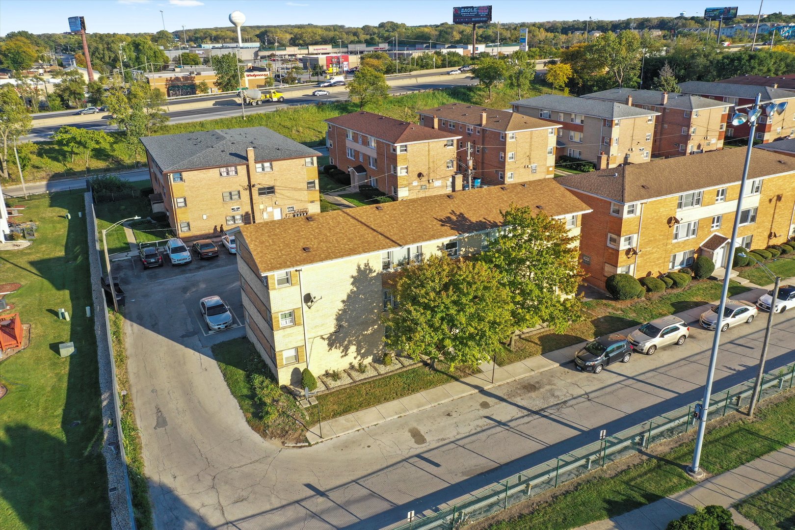 12909 Page Street Property Photo 4