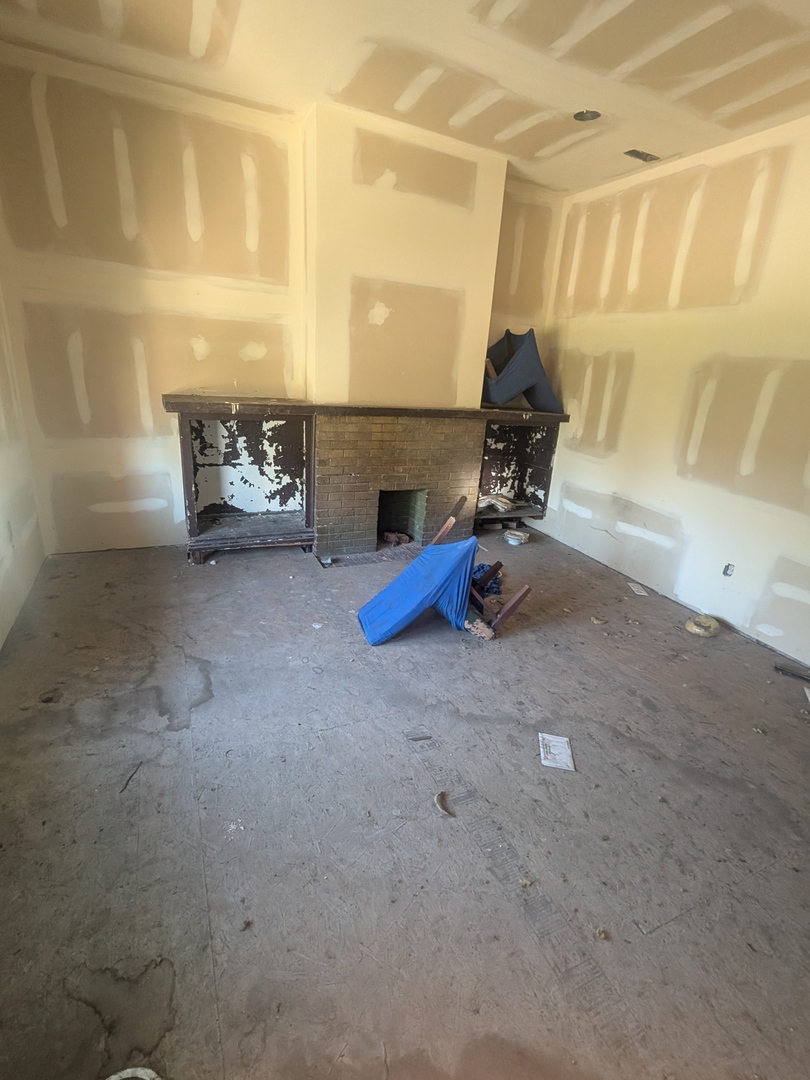 7732 S Normal Avenue Property Photo 11